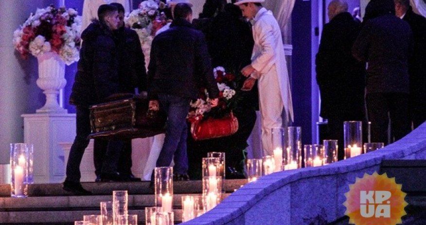 Дочери Тимошенко на свадьбу привезли гроб