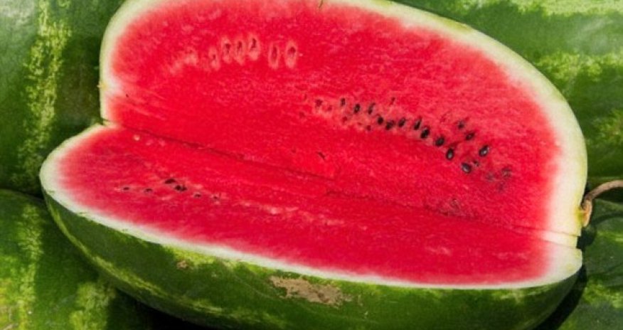 WORST foods for your skin