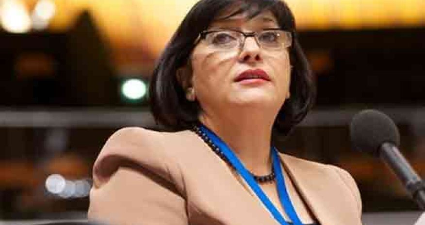 Millət vəkilinə ağır itki