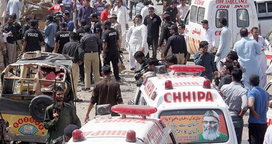 Futbol meydançasında DƏHŞƏT: 5 ölü