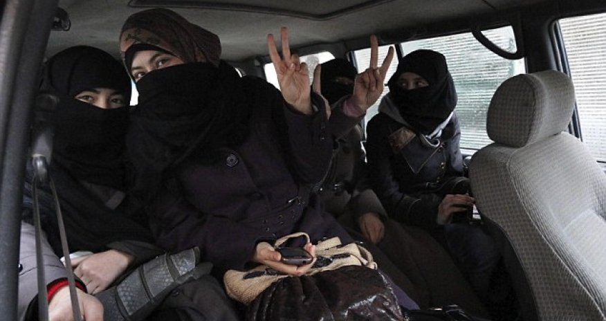The heroic all-female battalion fighting on the frontline in war-torn Aleppo