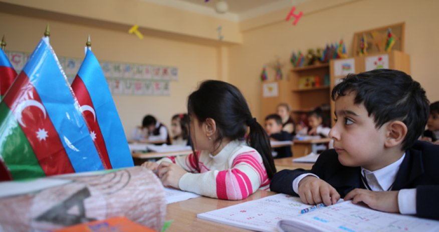 Nagorno-Karabakh conflict: Azeris dream of return
