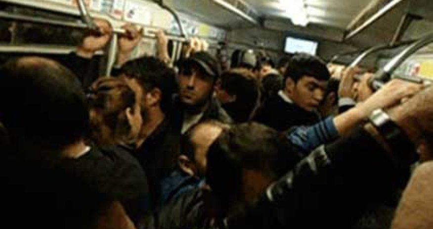 Драка в бакинском метро