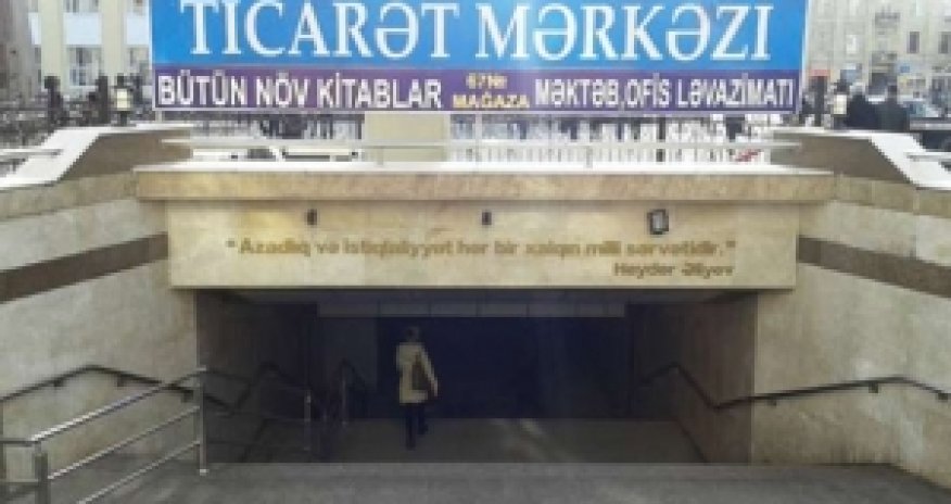 “28 May”dakı ticarət köşkləri sökülür - Fotolar