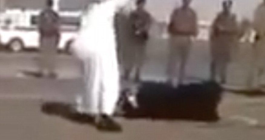 Step-mother screams her innocence before being beheaded for...