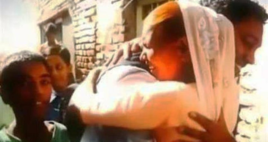 Story of man who found mom 25 years later using Google Earth to become movie