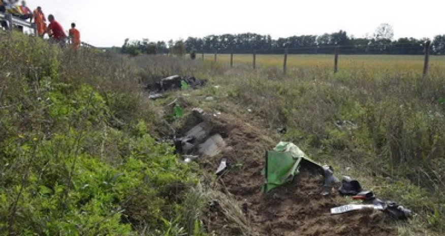 Автомобиль разбился на скорости 320 км/ч