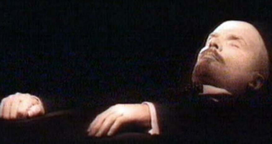 Lenini diriltmək istədilər - VİDEO