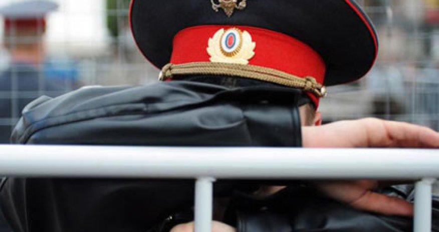 Полицейский изнасиловал задержанную