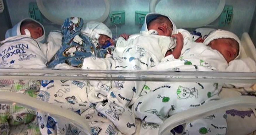 Azeri woman gives birth to quadruplets