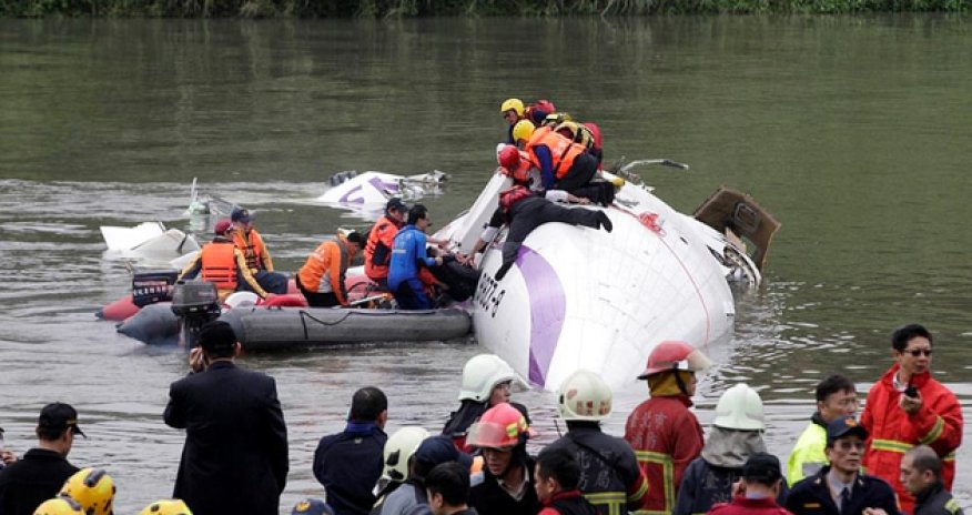 2015-ci ilin ilk sərnişin təyyarəsi qəzası - VİDEO