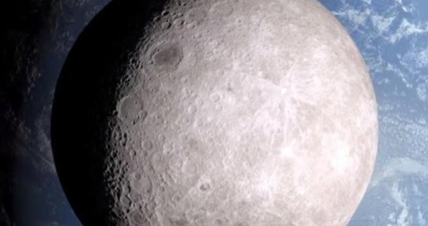 NАSА показали темную сторону Луны