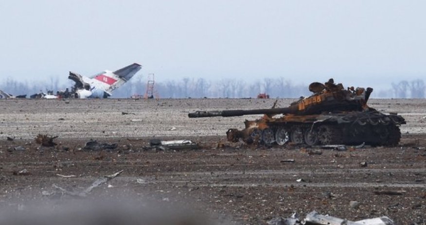 Ukraine conflict: Merkel takes peace plan to Obama