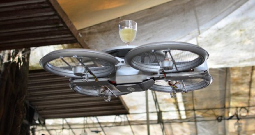 Появились летающие «официанты»