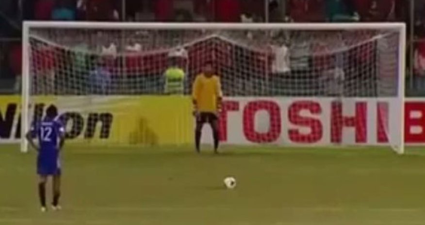 Самое смешное пенальти в мире