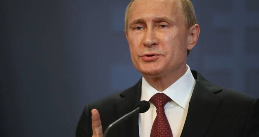 Putin 'had face-lift and beat ex-wife'
