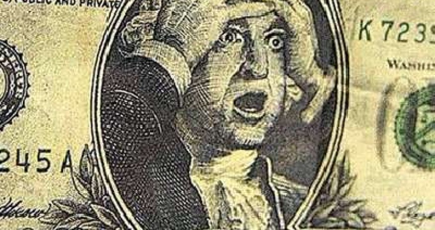 The CBA downs the rate of manat to 33%