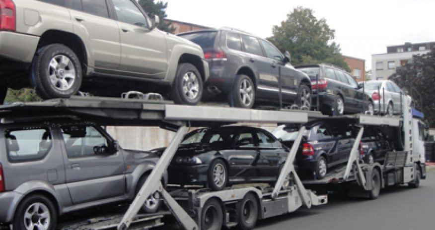 Азербайджан более чем на треть снизил импорт автомобилей