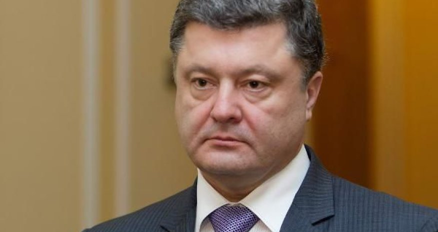 Poroşenko Nemtsovu ölümündən sonra təltif etdi