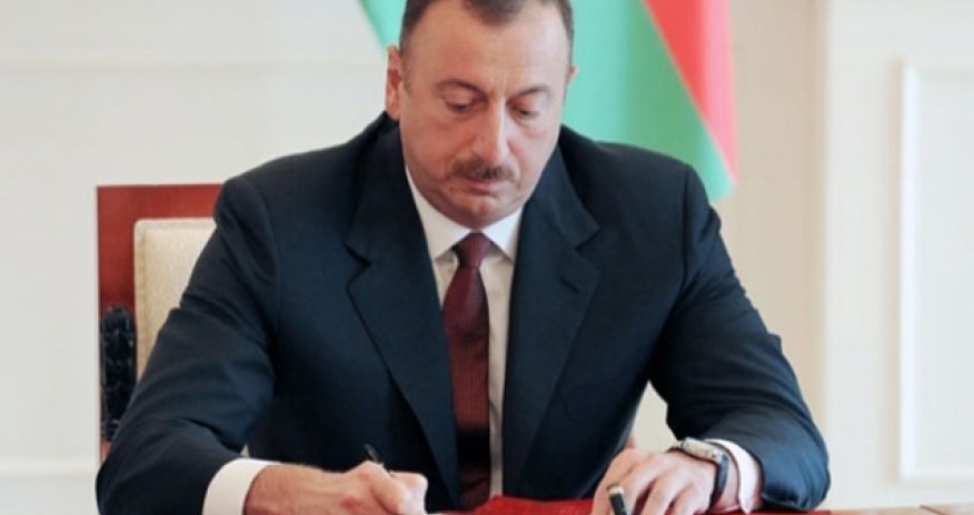 Prezident Novruz Aslanı təltif etdi