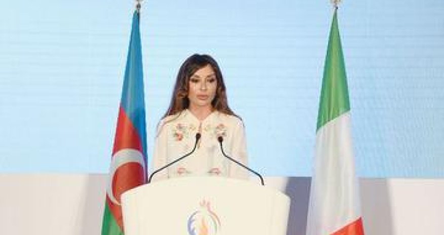 Azerbaijan's first lady attends presentation of European Games in Rome