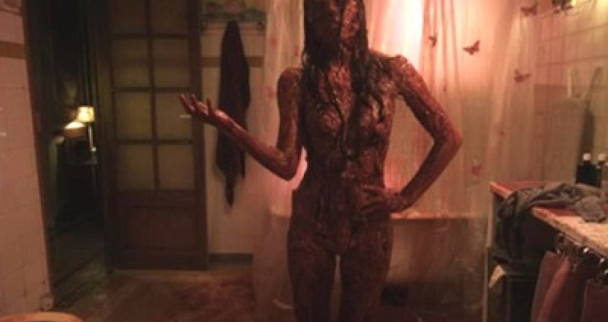 Учительницу посадили за показ детям фильма ужасов