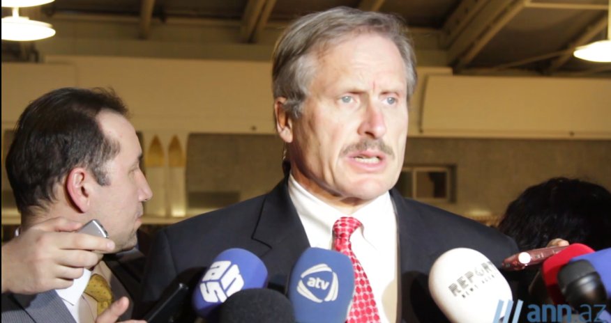 NO COMMENTt. Посол США: 