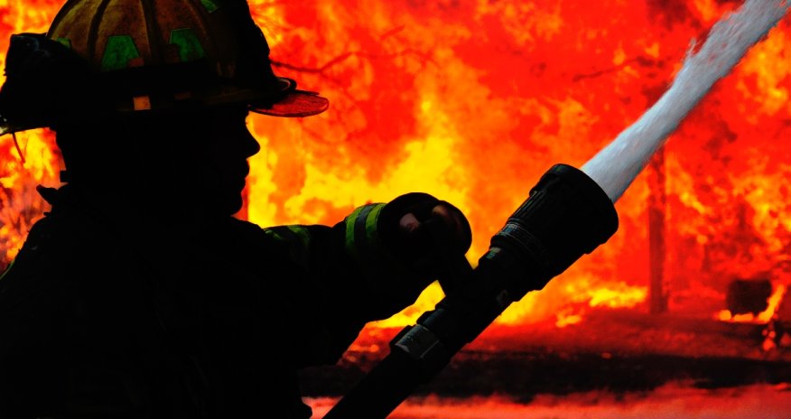 Fire breaks out at car care center