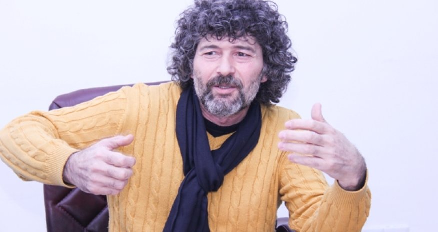 Manat böhranı nəşriyyat sisteminə necə təsir edib? - Şahbaz Xuduoğluyla MÜSAHİBƏ