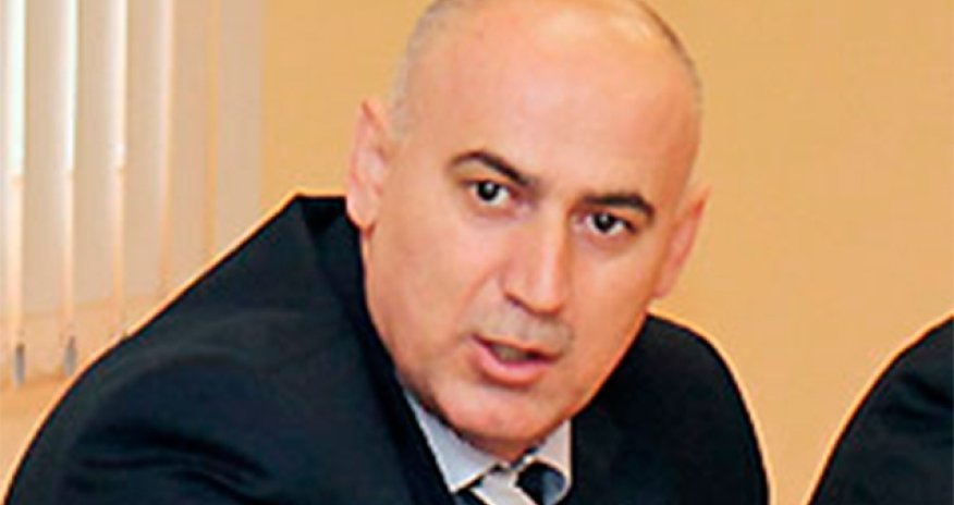 Yaşar Seyidov istefa verdi