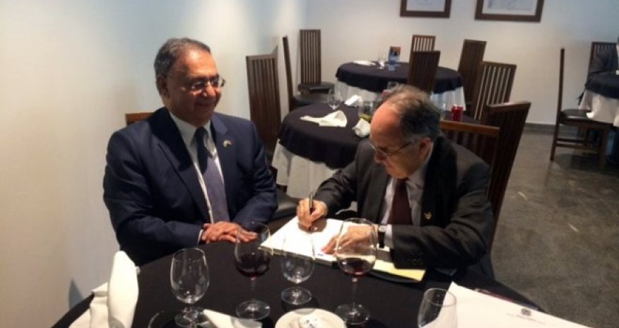 Asim Mollazade meets Brazilian senators