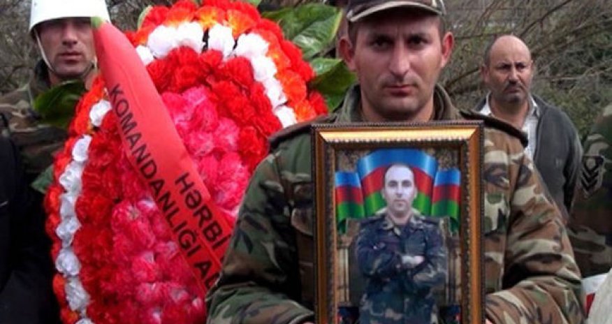 Шехид предан земле