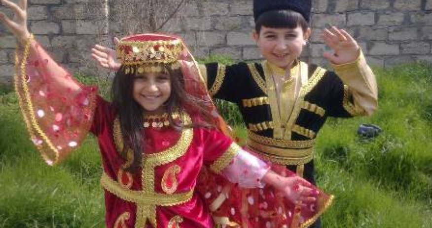 Obamanın təşəkkür etdiyi azərbaycanlı bacı-qardaş