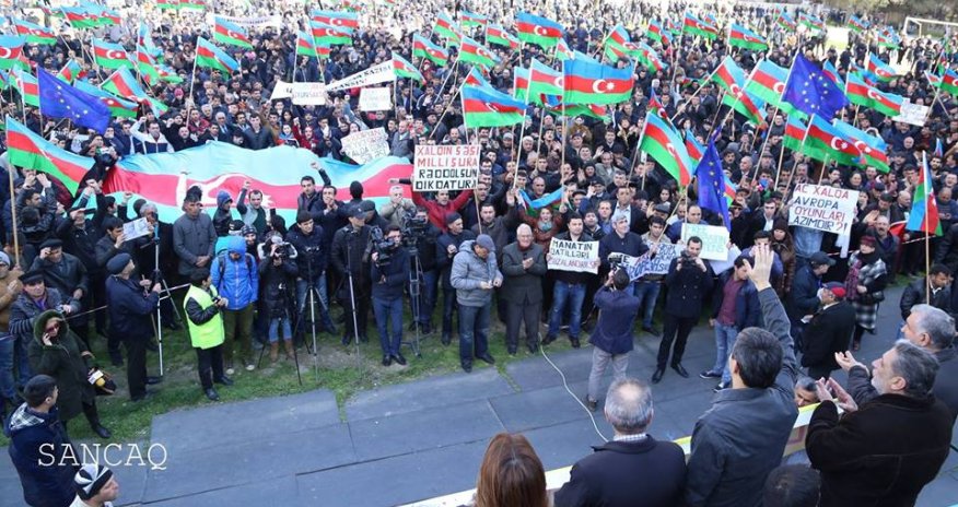 Azeri opposition holds rally as economy slows