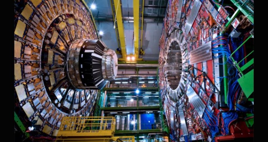 Böyük Adron Kollayderi yenidən işə salındı