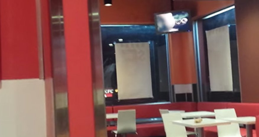 Эротическое видео в  KFC