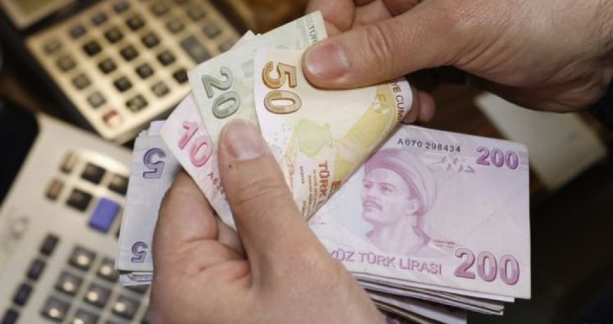 Türk lirəsi rekord həddə ucuzlaşdı