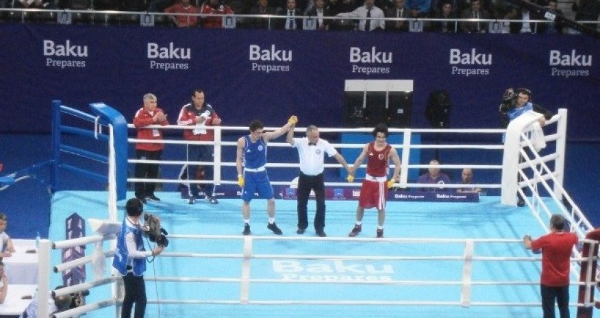 Azerbaijan dominate opening day of Baku 2015 boxing test event