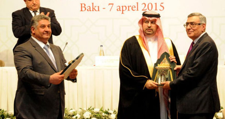 В ОБЪЕКТИВЕ: Какова необходимость в проведении Исламиады в Баку?