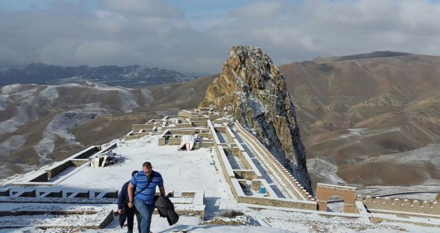 Azerbaijan: City of Julfa, home of Alinjagala castle