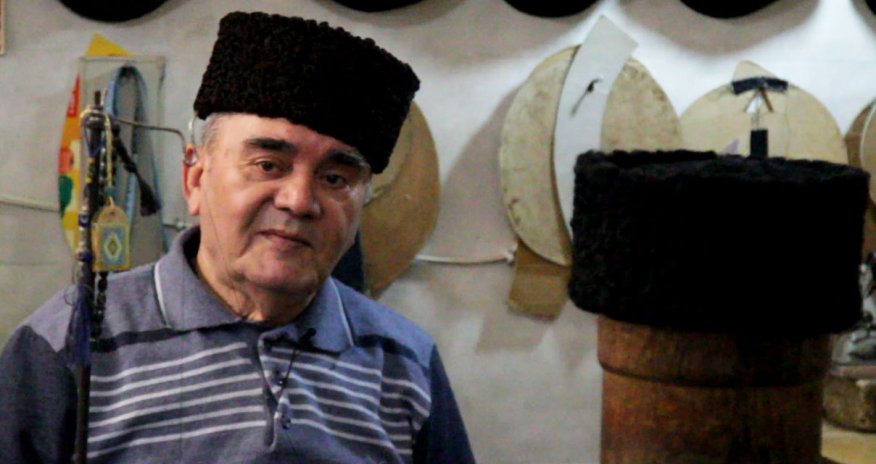 POSTCARD: Мастер-скорняк  