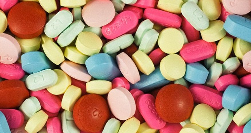 Taking too many vitamins pills 'increases risk of heart disease and cancer'