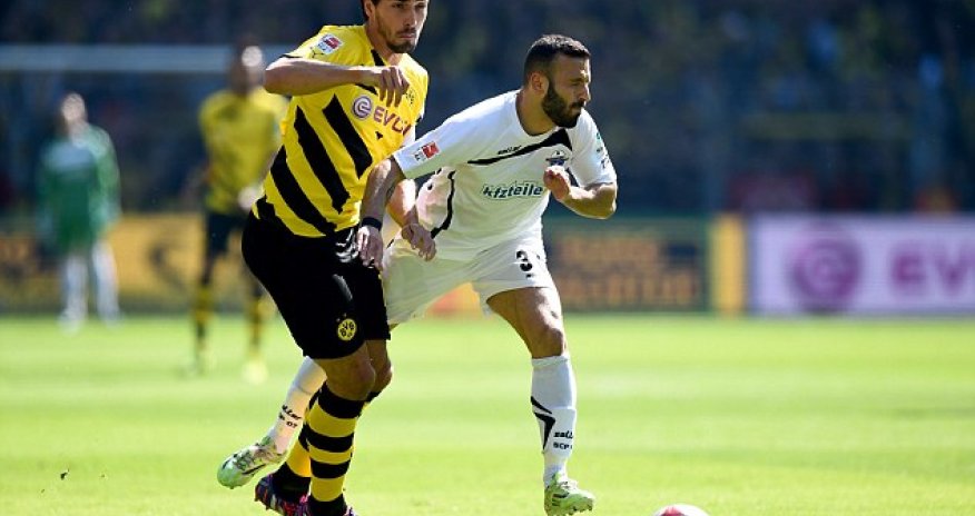 Manchester United in £21.5m bid for Mats Hummels