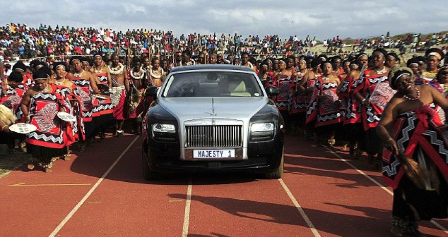 Jaw-dropping life of Zulu King is blamed for sparking South African bloodshed
