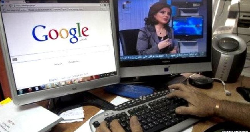 Google offers cash support to Europe's news groups