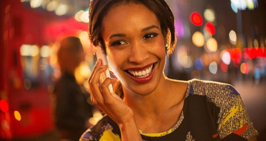 Men can tell if a woman is attractive simply by listening to her voice