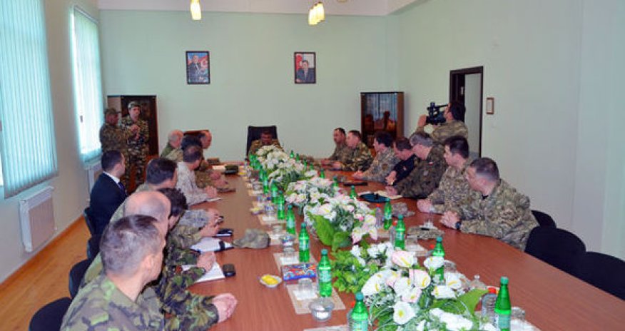 Военные атташе зарубежных стран в Гяндже