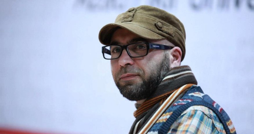 E-kitab: Ziyalı ailəsində doğulan uşaq - HEKAYƏ