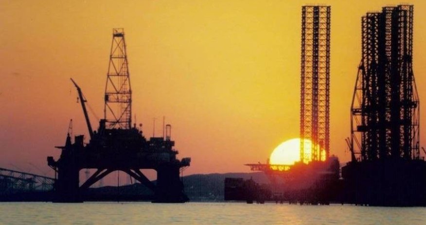 Azərbaycanın iki əsas neft platformasında işlər dayandırılır