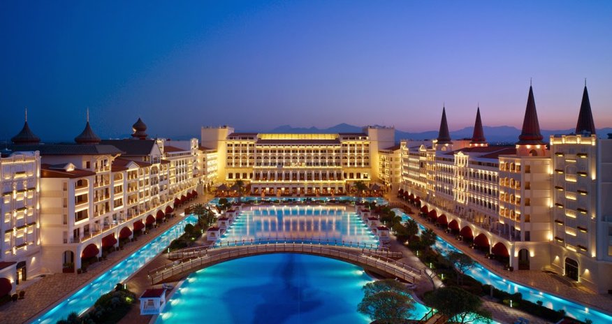 The world's 10 most legendary luxury hotels